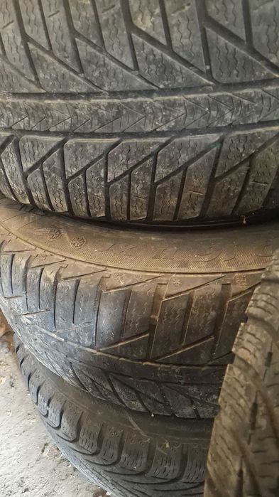 Vând jante cu tot cu cauciucuri de iarnă 225/55 R16