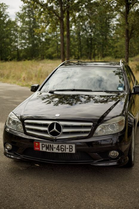 Grila frontala bara fata capota Mercedes C W204 aripa capota haion usa