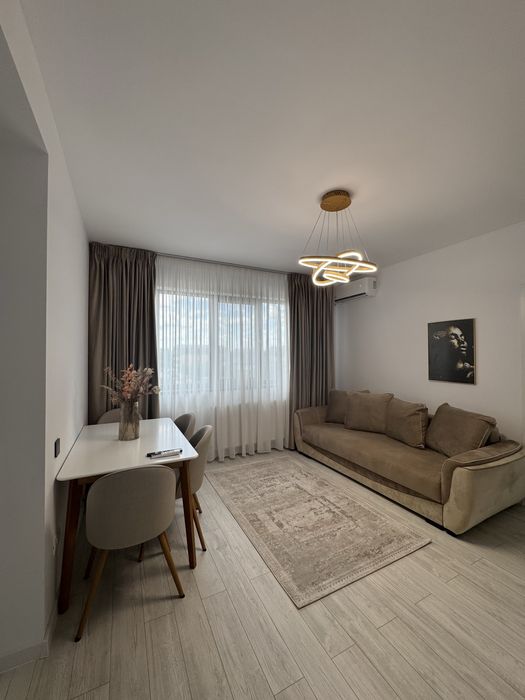 Particular inchiriez apartament 2 camere + loc de parcare