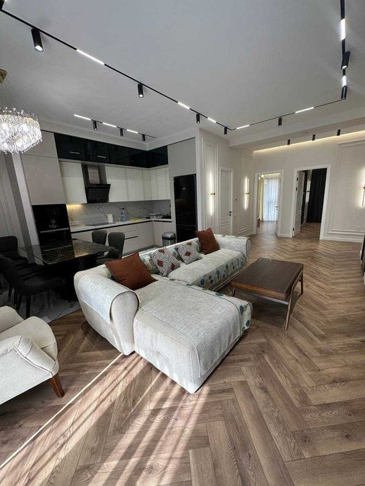 ЭКСКЛЮЗИВ! Просторная квартира в ЖК Mirabad Avenue