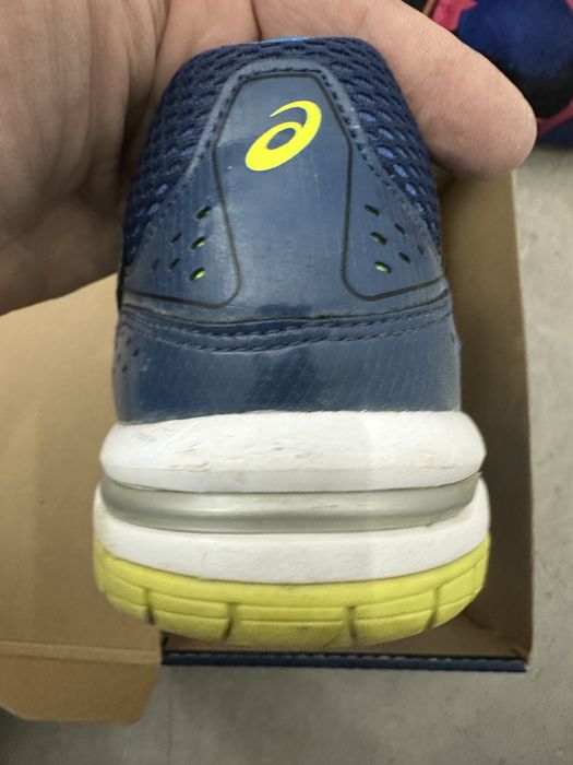 Asics, мъжки маратонки, обувки. Номер 40,5.