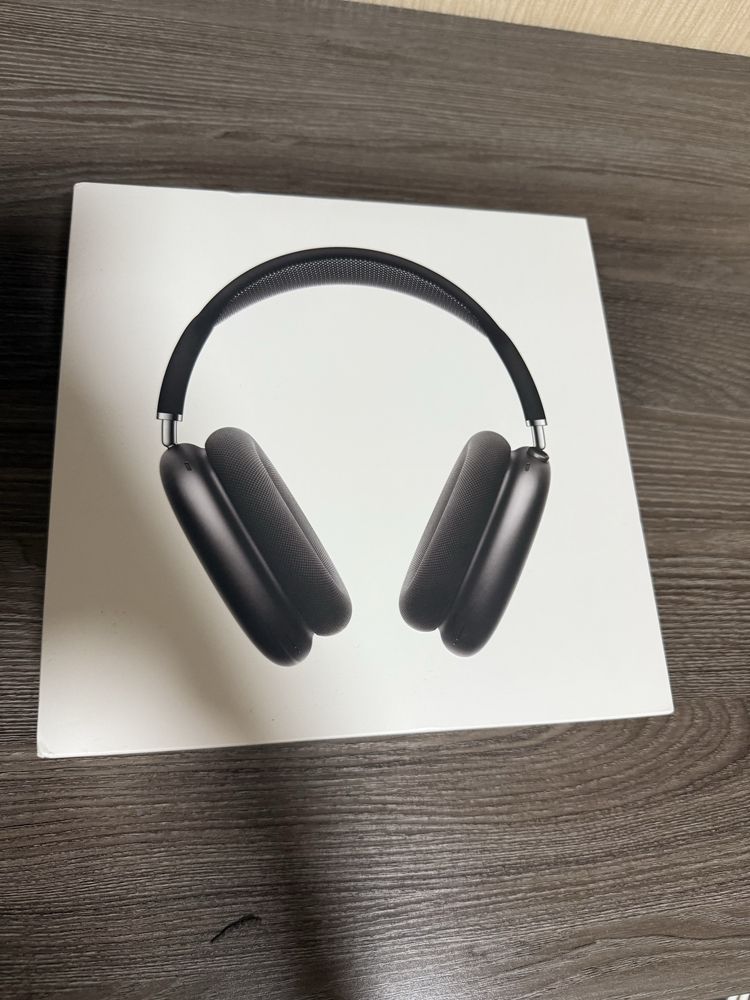AirPods Max (Black)