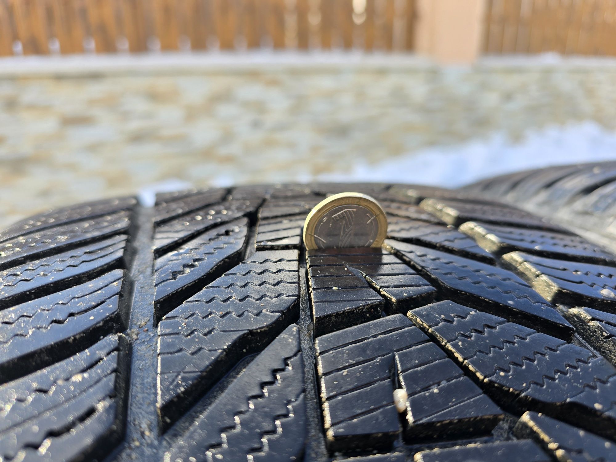 Зимни гуми 19 Hankook Winter I*cept Evo