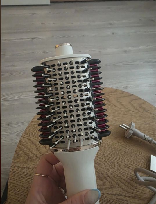 Perie cu aer cald Shark