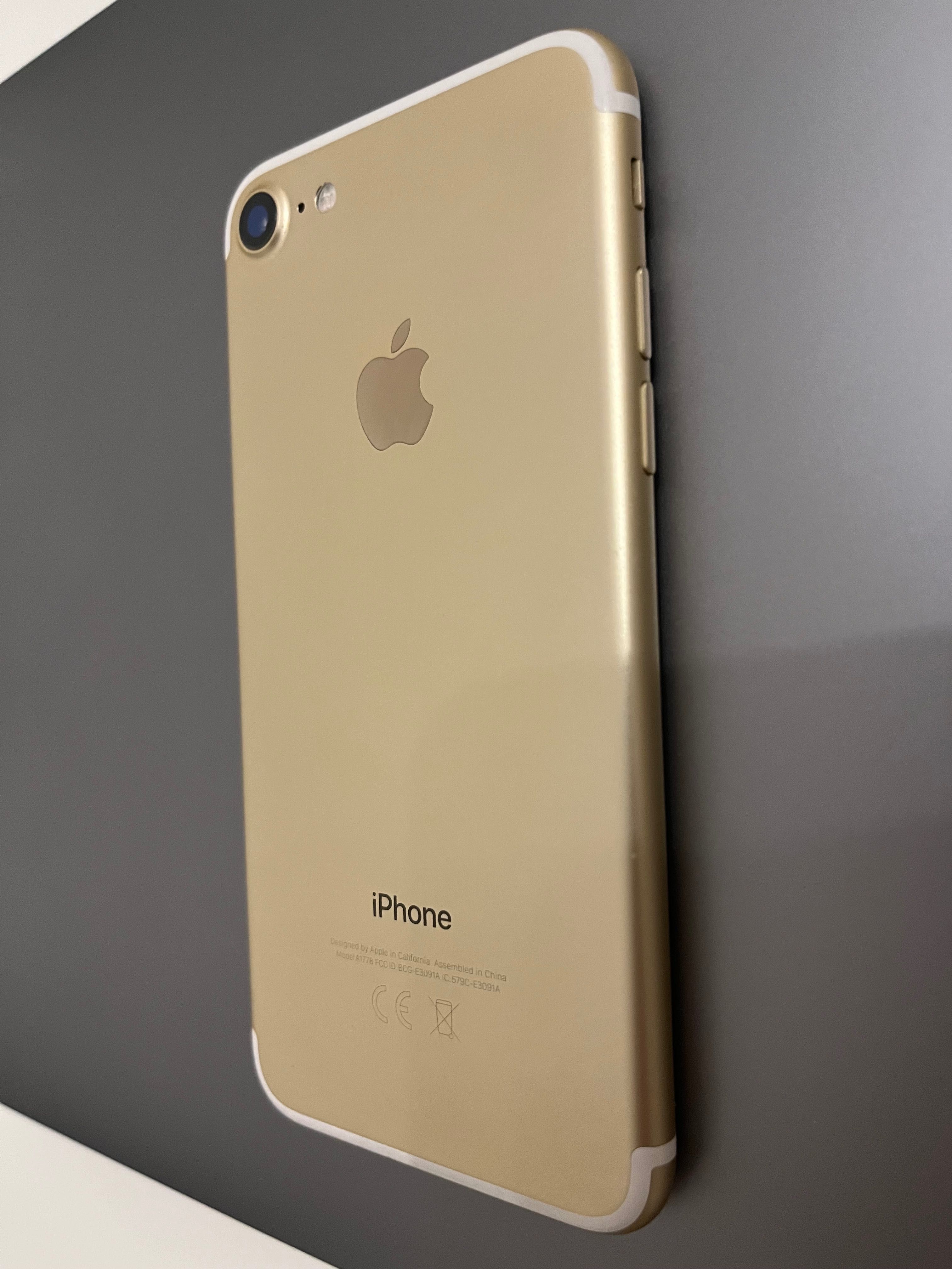 iPhone 7 Gold Като нов