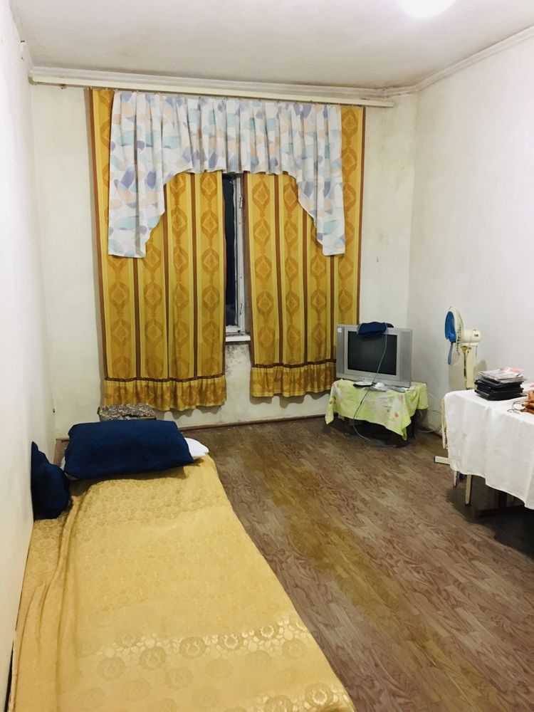 Продаётся Квартира 1-ком 4-этаж в Янгиюле на Навруз махаля