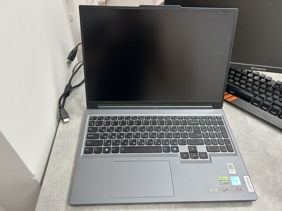 Lenovo legion 5 16IRX9