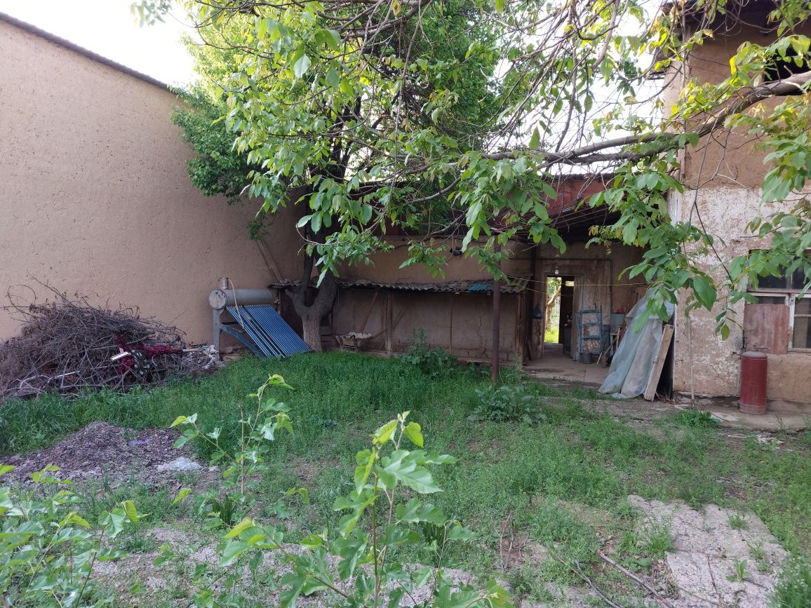 Dacha uchun er sotiladi