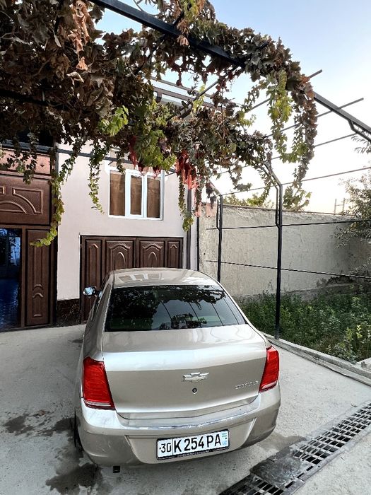 Chevrolet Kobalt moshinasi sotiladi