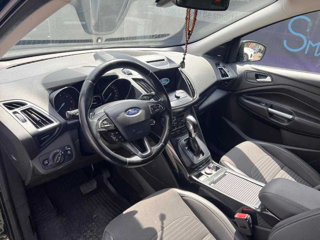 Ford Kuga  4x4 Powershift Titanium 150