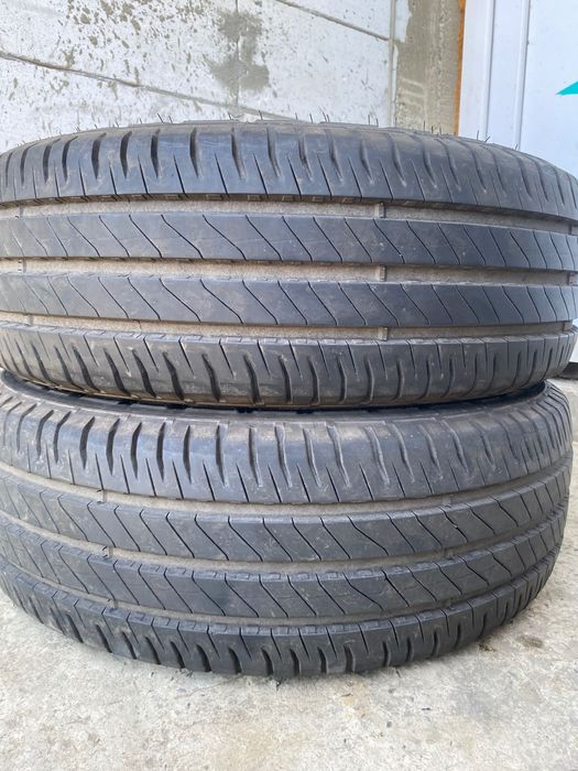 215/65/16 C. Michelin Agilis 3 doua anvelope de vara