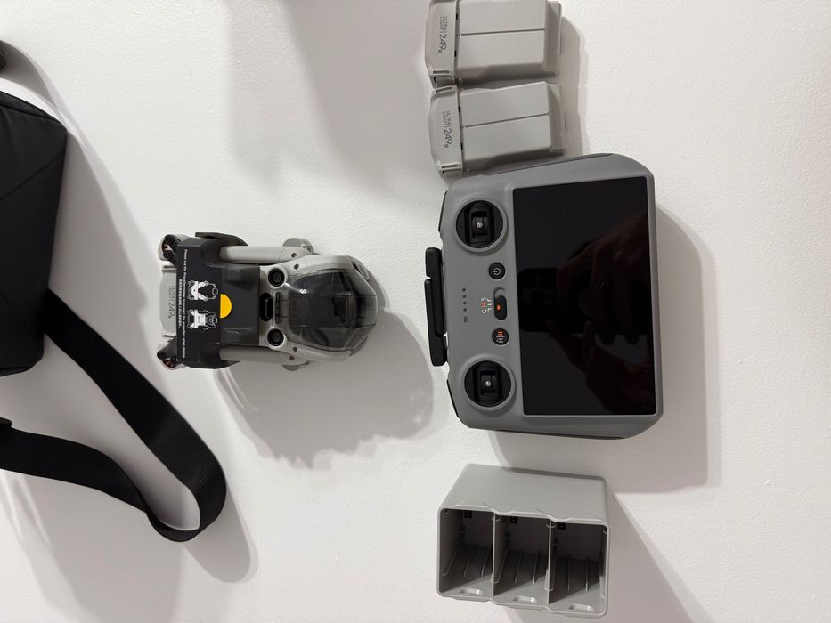 Drona dji mini 4 pro Fly more combo