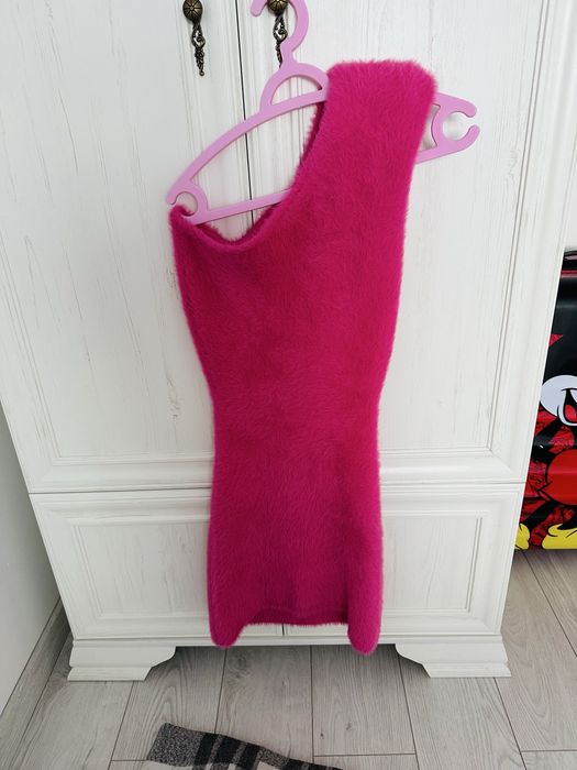 Яке UGG, USA + рокля 100 лв