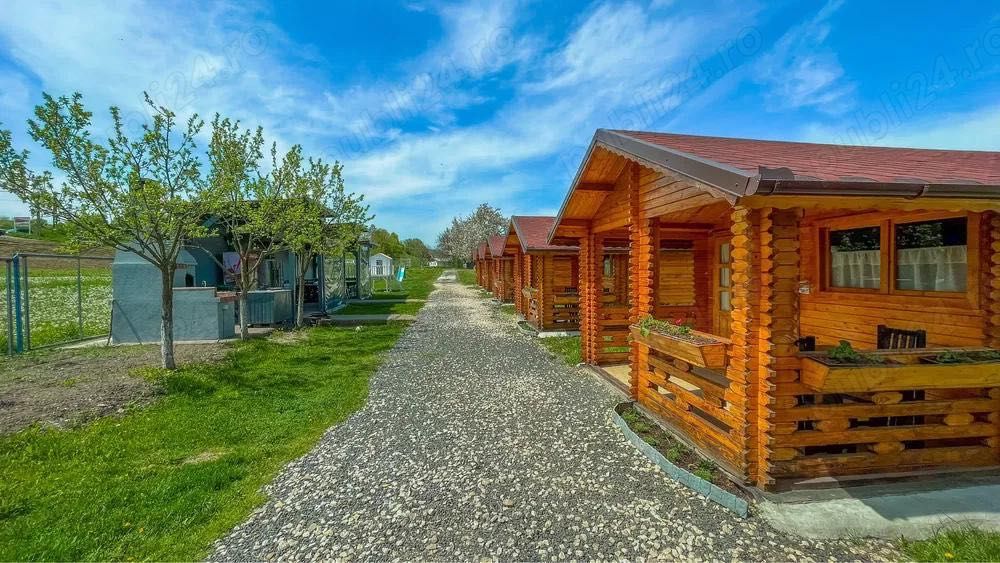 PENSIUNE cu 27 locuri + piscina modernă - 3000 MP