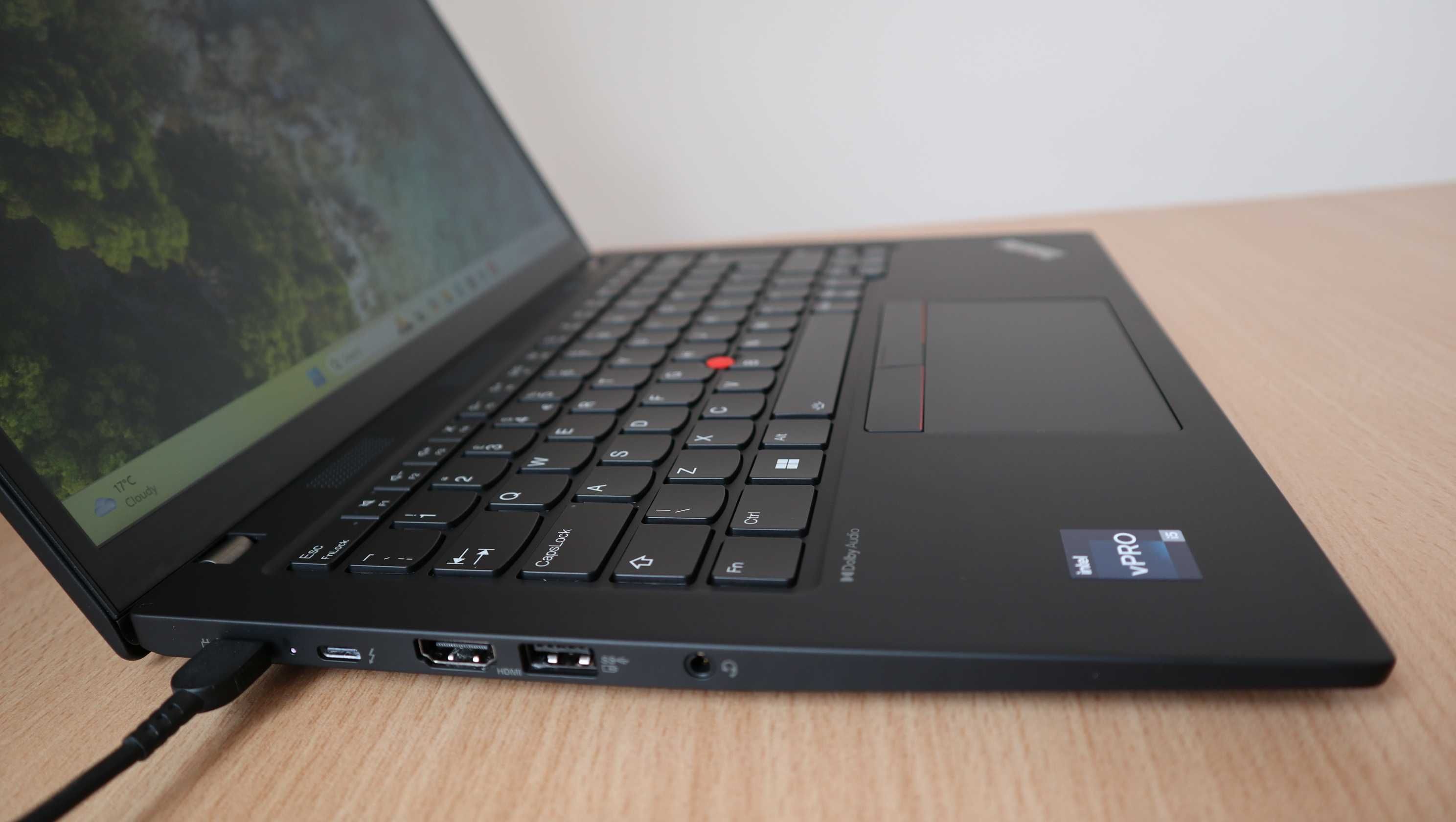 Lenovo ThinkPad T14s 4 Gen / i5 1345U / SSD 256GB / 16GB