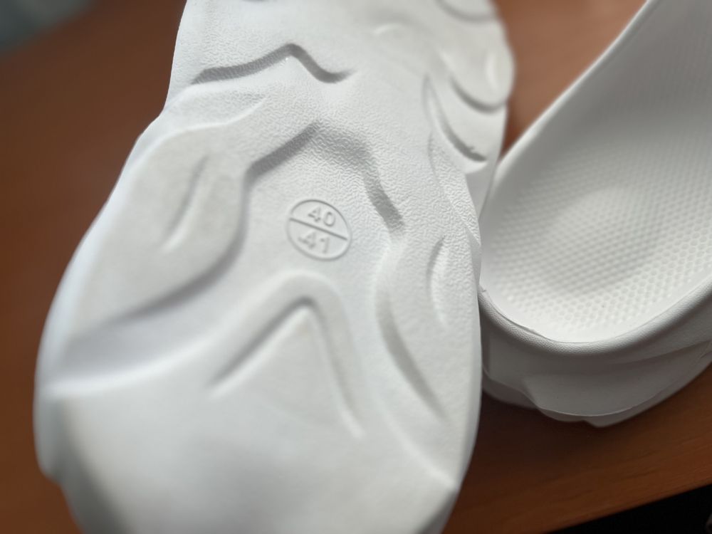 Papuci Minimalist White Tip Adidas Adilette 40-41 NOU