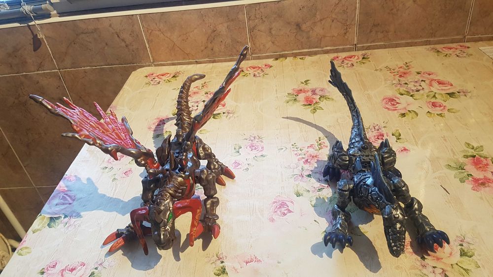 colectie dinozauri soldatei ,lego ,roboti