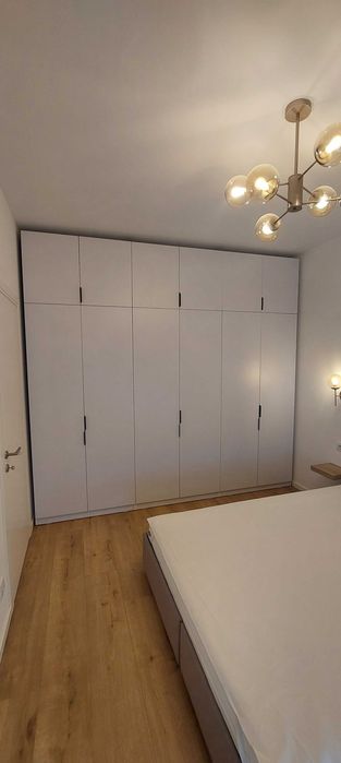 Inchiriere 2 camere, 5 min Arcul de Triumf, 3 minute Metrou, Parcare.