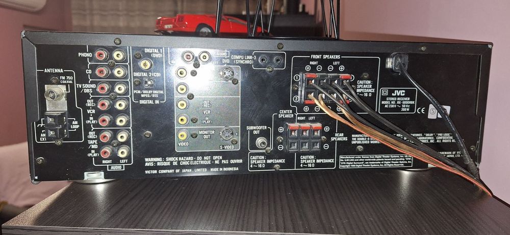 Стереоуредба JVC