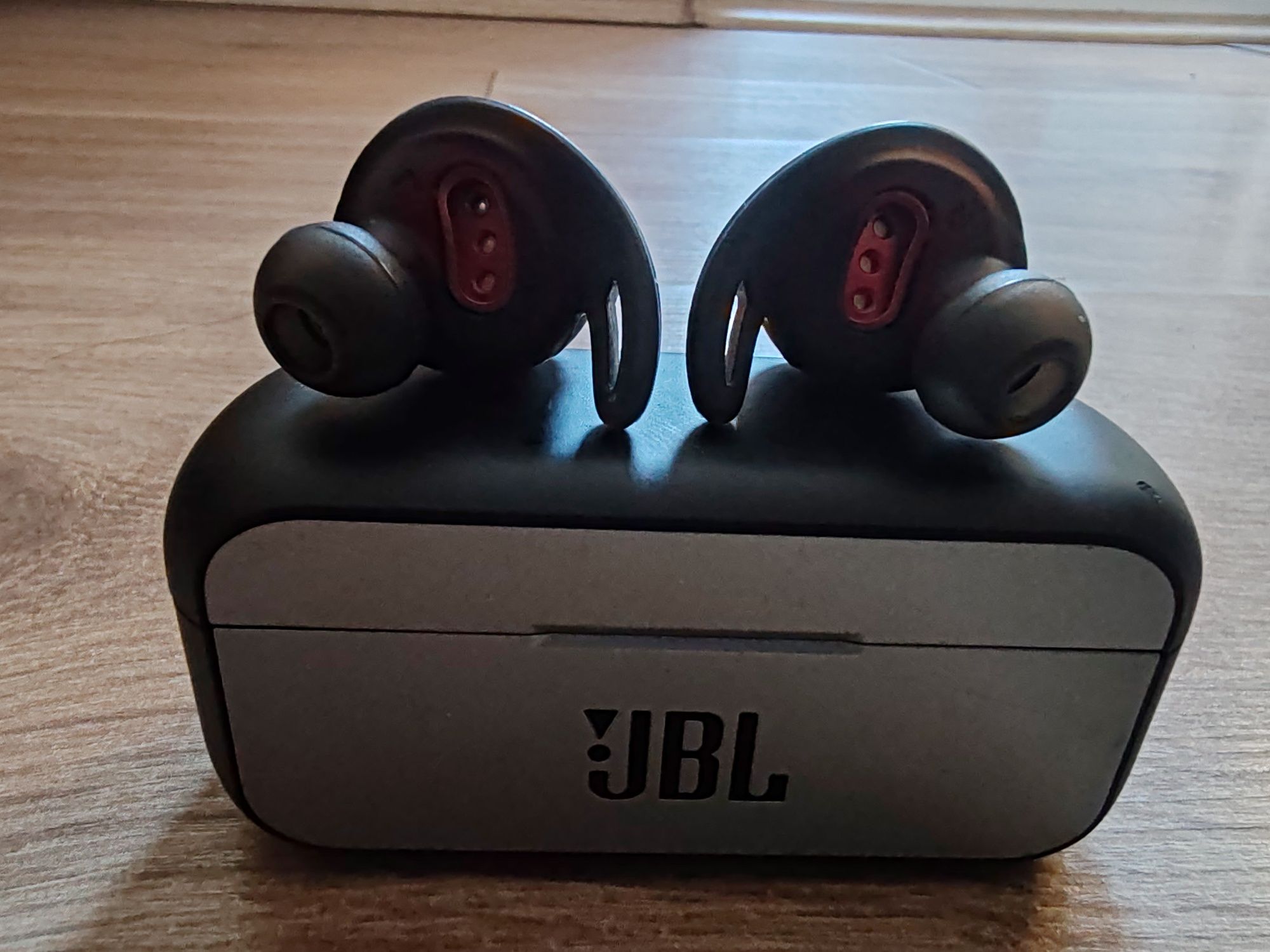 Безжични слушалки JBL