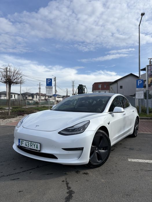 Tesla model 3 long range dual motor 497cp !