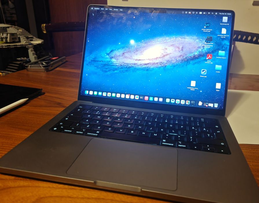 SCHIMB Macbook Pro 14" M1 Pro 16gb/512 cu laptop windows