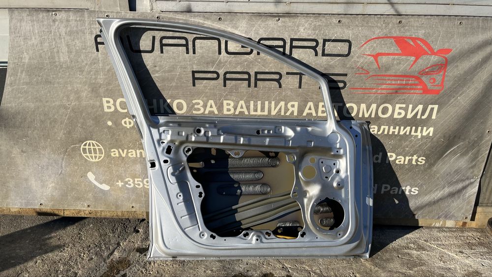 2 задна дясна, 2 предна дясна и 2 предна лява врата VW Golf 8 2019-