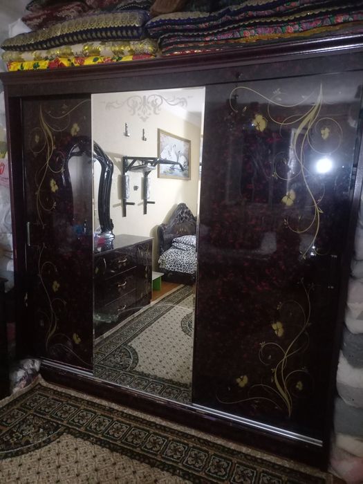 Мебель сотаман. Спальники комплект. Карши ш. Б/у.