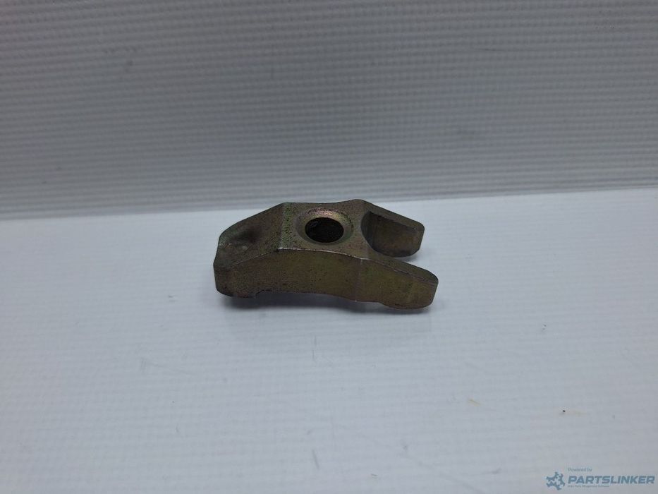 Brida injector VOLKSWAGEN GOLF IV (1J1) [ 1997 - 2007 ] TDI (AGR, ALH) 66KW|90HP OEM  028130206