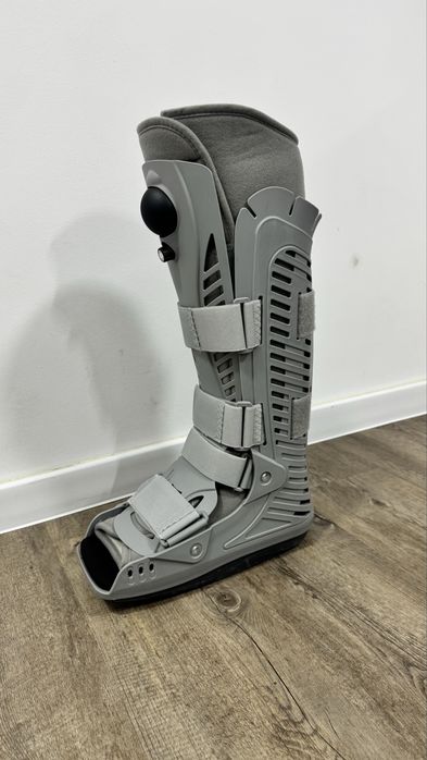 Orteza picior CAT AirWalker cu perna de aer marimea L