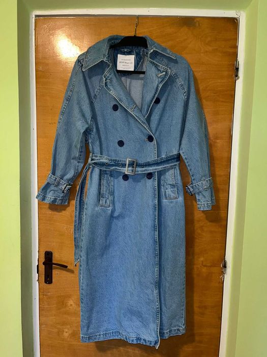 Pardesiu superb de la H&M