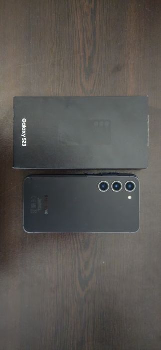 Samsung S23 256GB неразличим от нов