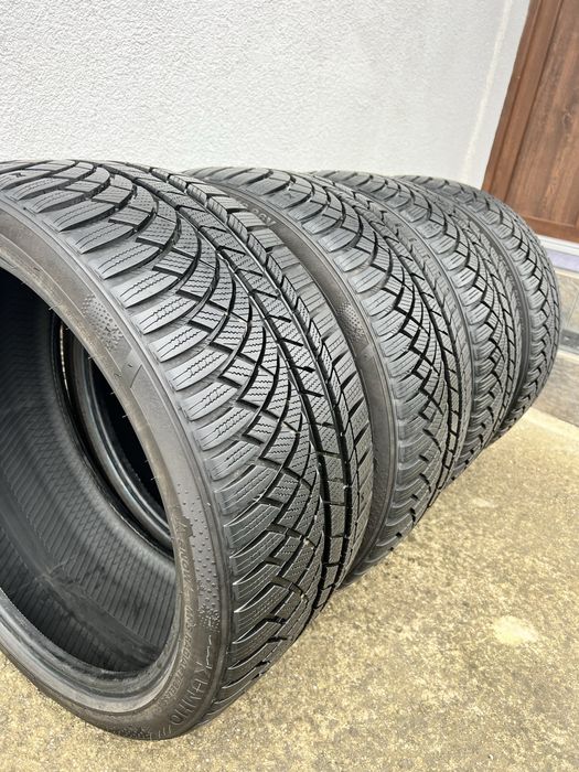 Set 4 anvelope iarna kumho wintercraft