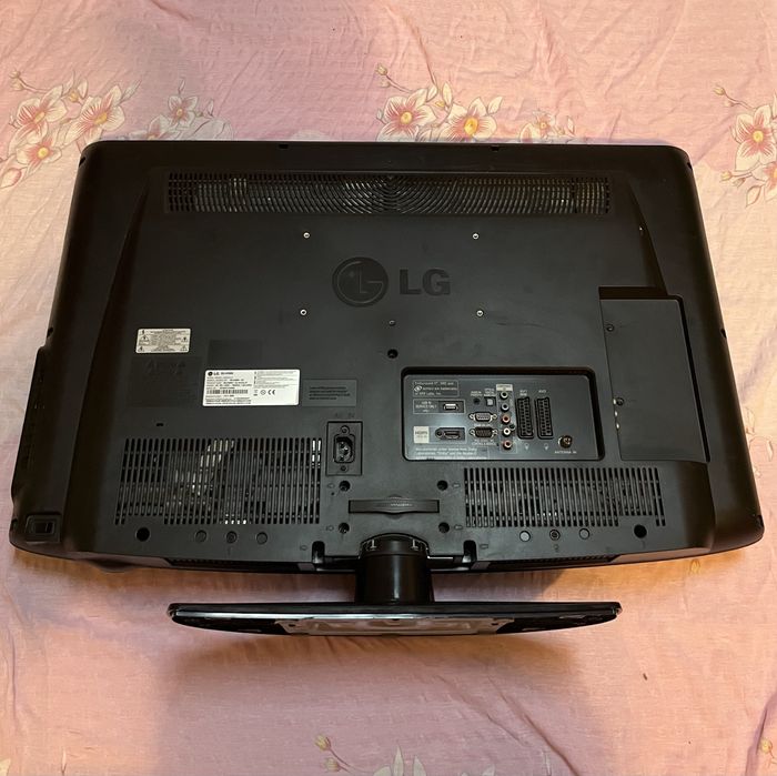 Televizor LG Full HD