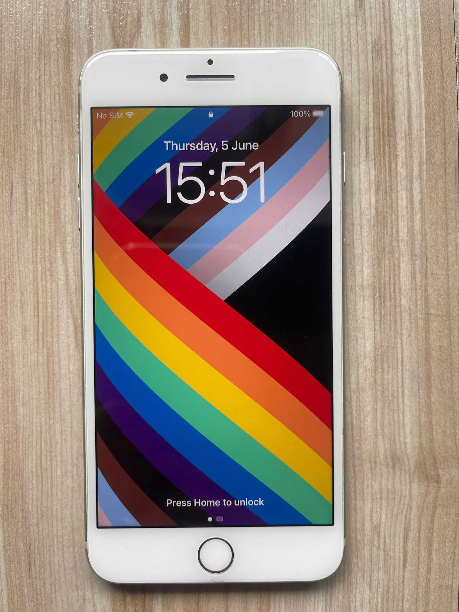 Iphone 8 Plus / Alb / 64 GB / In stare perfecta