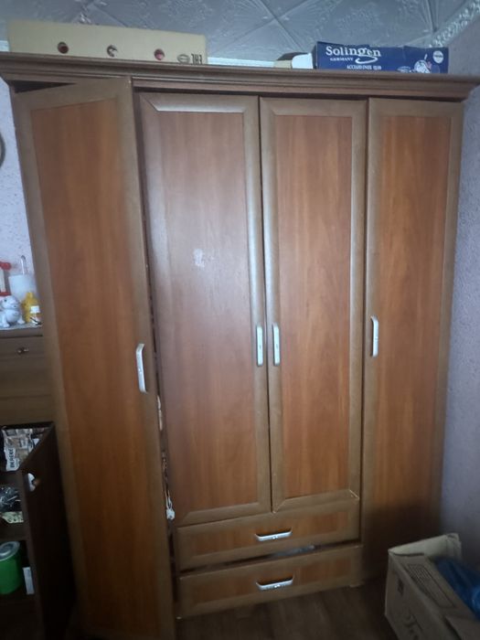 Шкаф отдам бесплатно