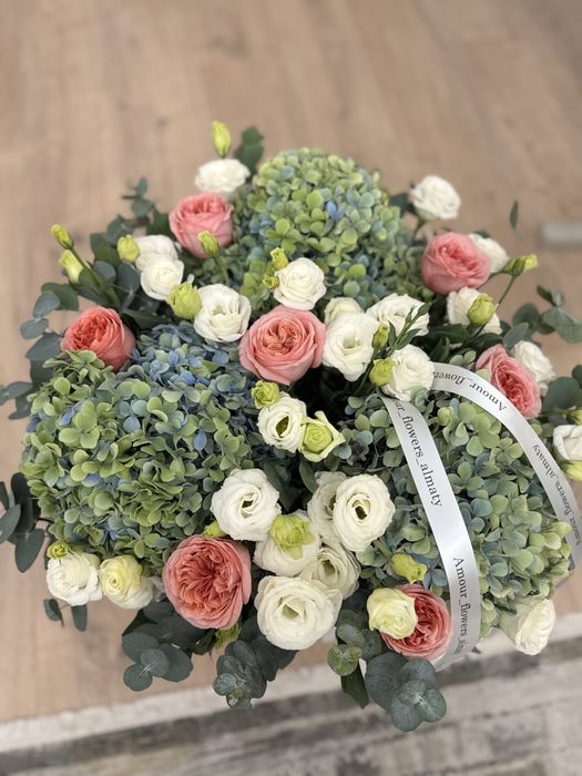 Букет цветов в коробке