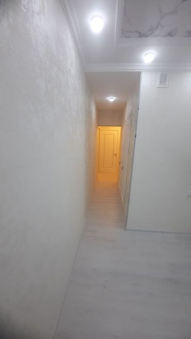 9 микрорайон Низомий кучада 3 хонали 2 каватдаги квартира сотилади