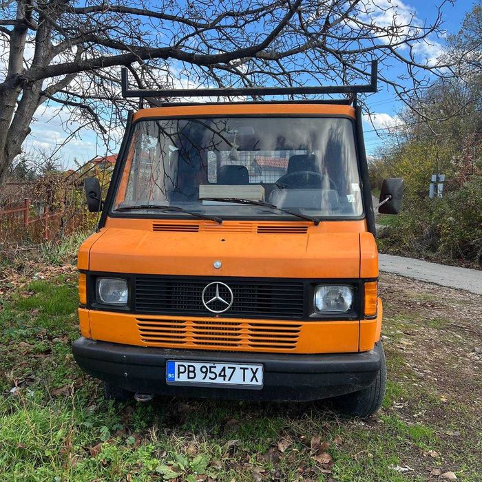 Mercedes-Benz 208 208D
Бордов Бус Mercedes-Benz 208D
