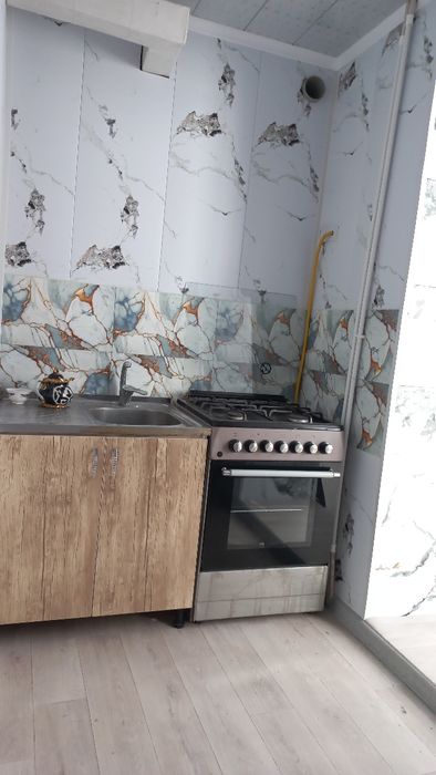 2 xonalik uy tez va arzon sotiladi