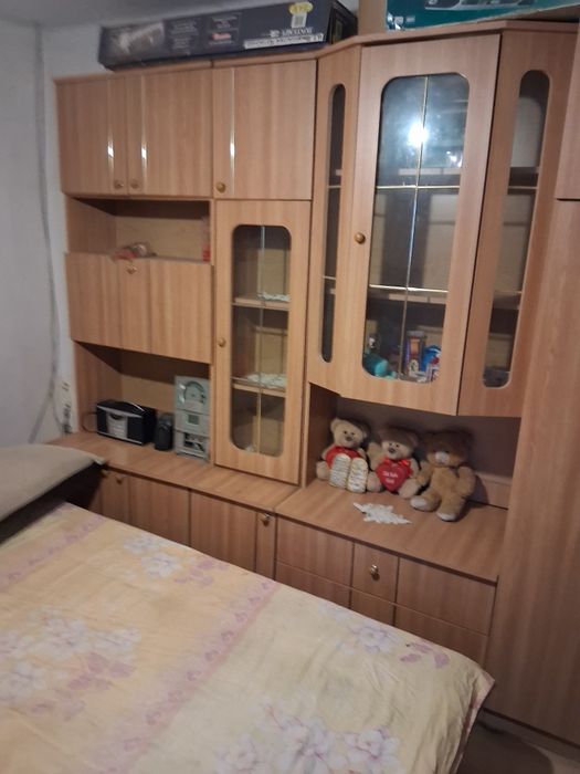 Închiriez o camera la casa