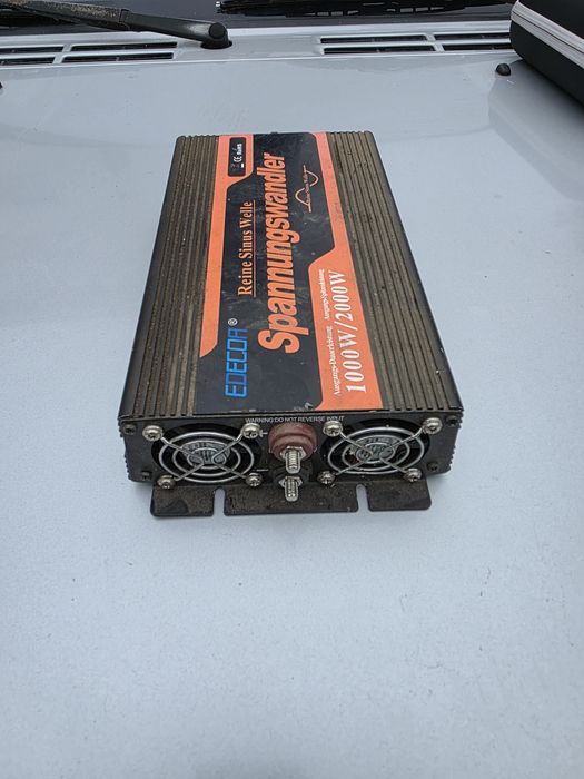 Inverter sinus pur 12v 2000w.