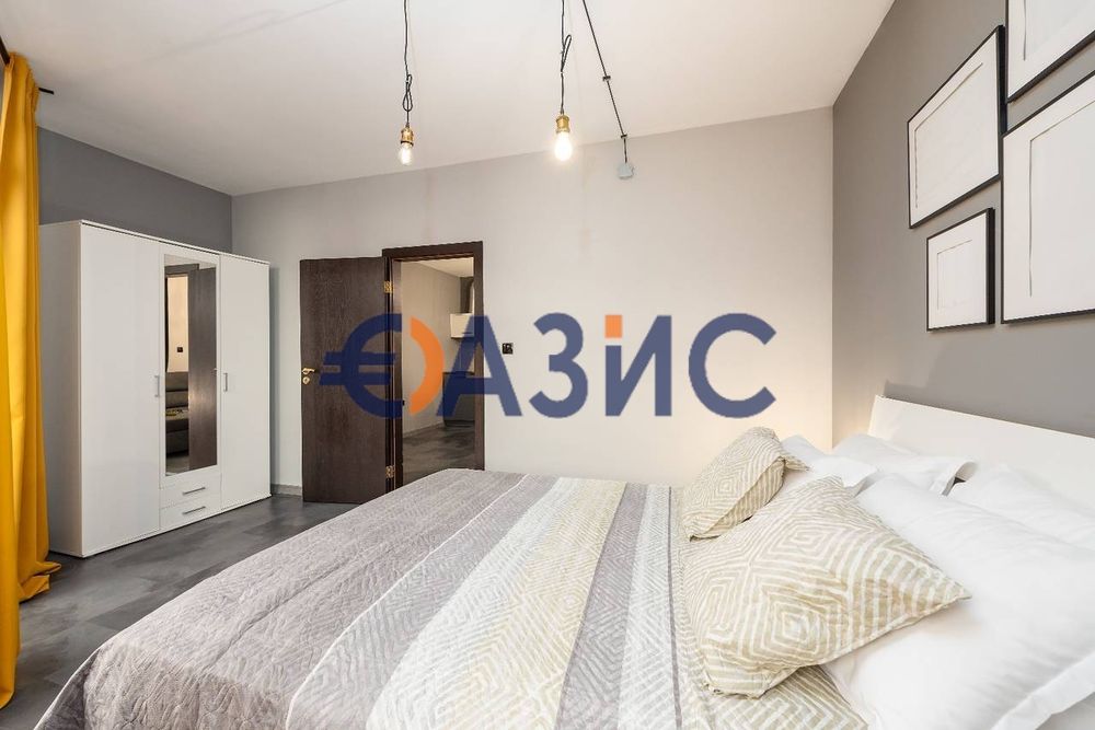 Продава се Двустаен апартамент в к.к. Слънчев бряг - 76 кв.м за 1204 €/кв.м - Снимка #4