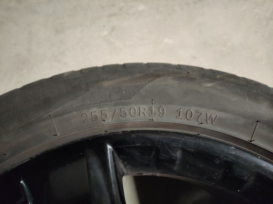 Гуми 255/50/19 и джанти за Мерцедес ML W164