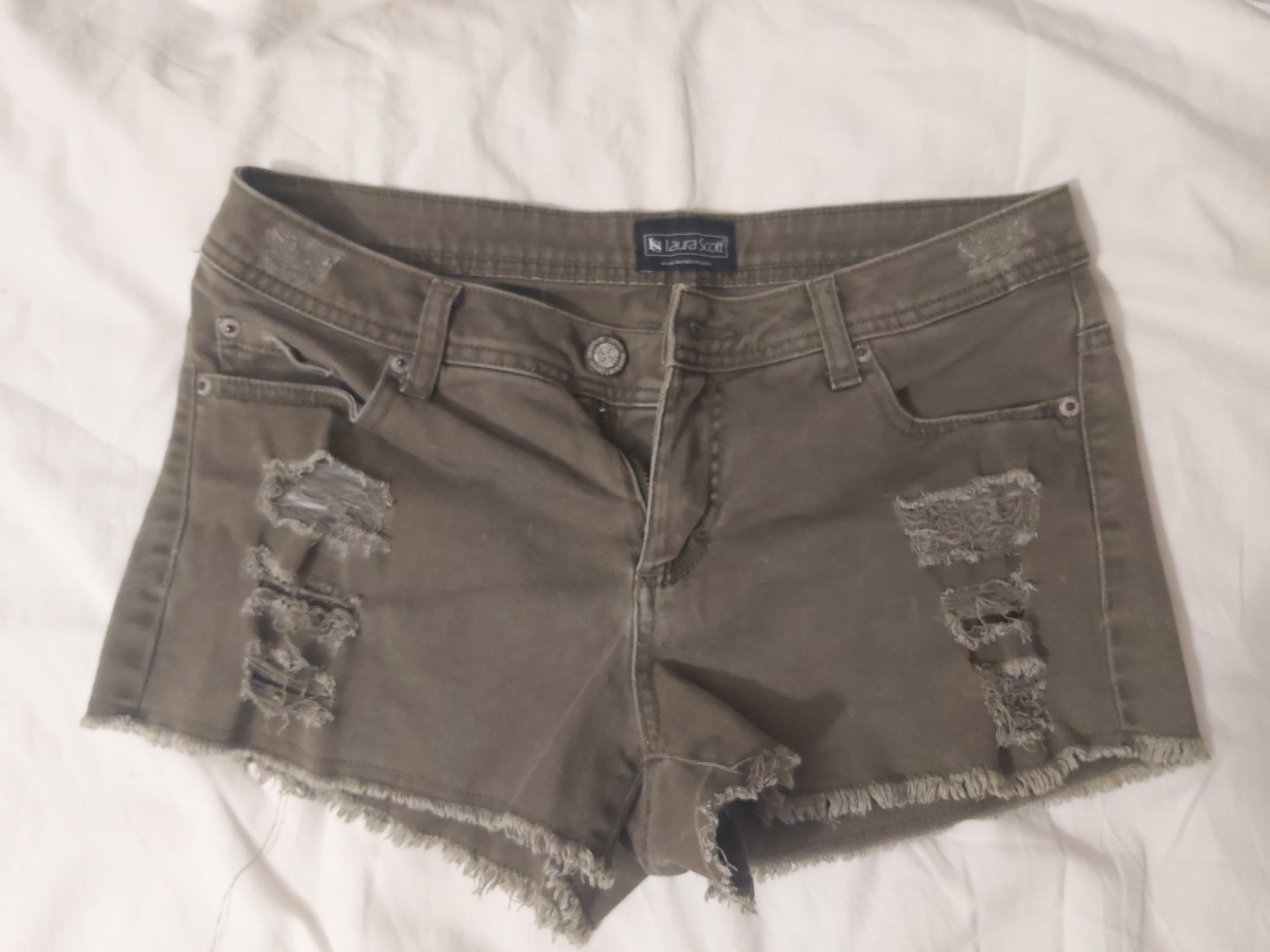 Летние рванные женские джинсовые шорты, зелёные S Laura Scott