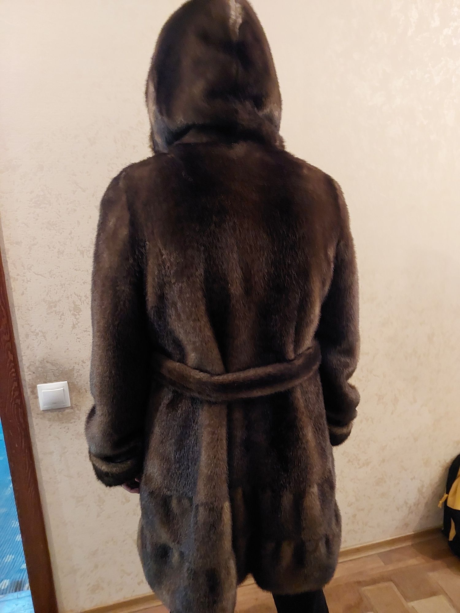 Продается отличная шуба