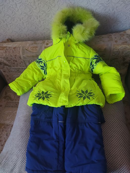 Зимний костюм для девочки