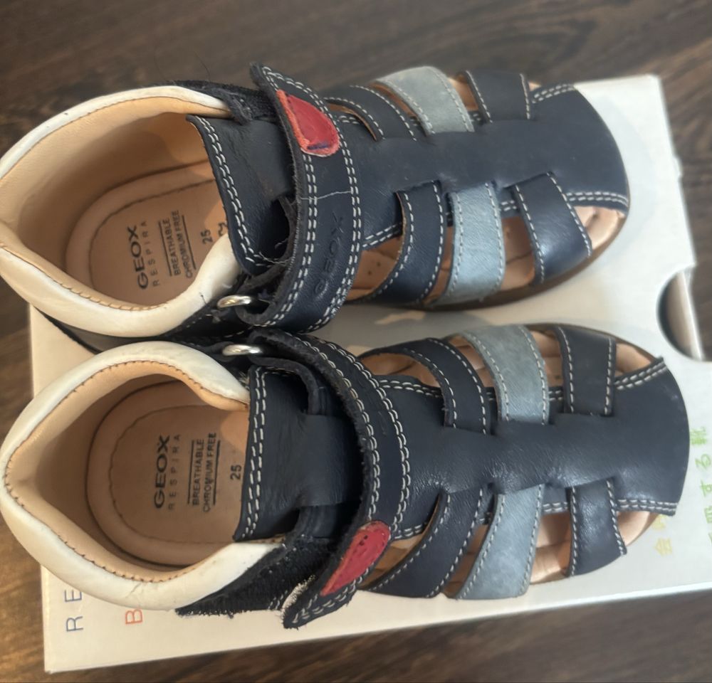 Детски сандали GEOX