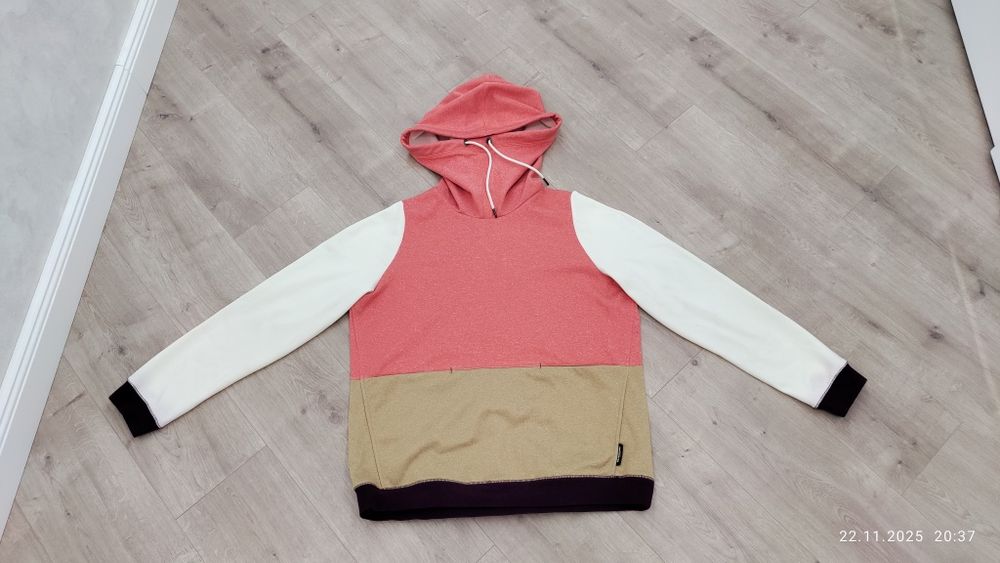 теплая толстовка