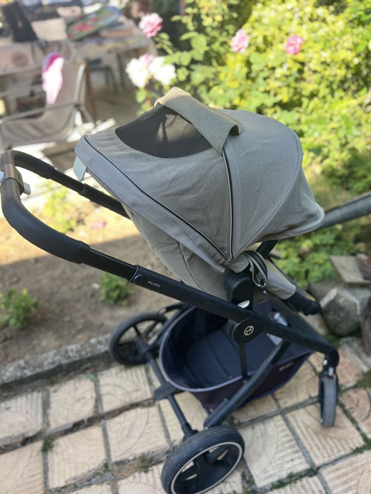 Бебешка количка Cybex- в много добро състояние